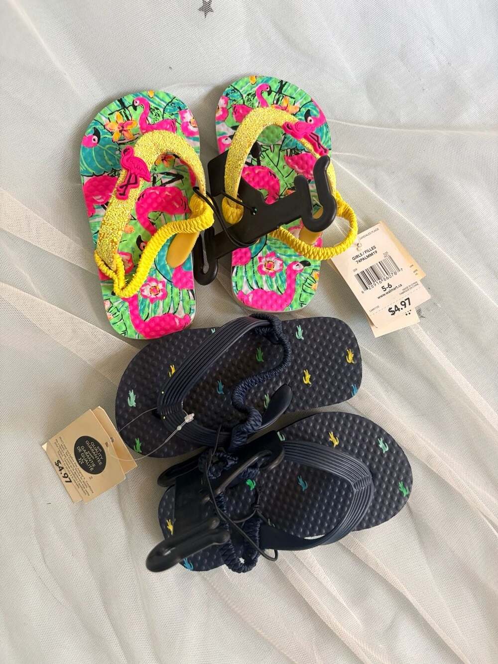 Lot of 2 Pairs Kids Beach Sandals Size 5-6 Flamingo and Alligator Print